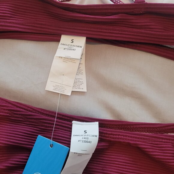 Burgundy cupshe swimsuit - Picture 2 of 8